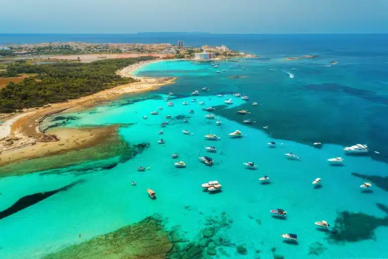 Aerial view of El Gouna marina with boats and turquoise waters, el gouna trips, el gouna hurghada