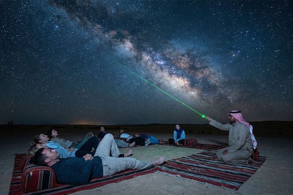 Group stargazing safari marsa alam, bedouin dinner