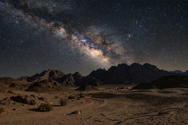 Milky Way view luxury dinner set, stargazing tours near me